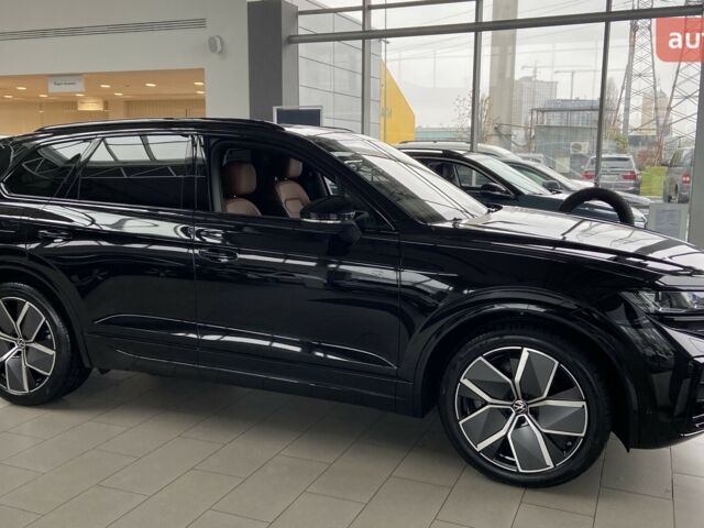 Фольксваген Туарег, объемом двигателя 2.97 л и пробегом 0 тыс. км за 87720 $, фото 3 на Automoto.ua