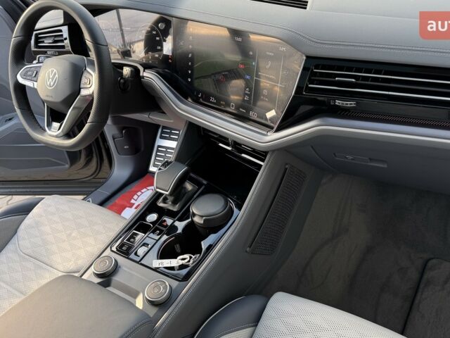 Фольксваген Туарег, объемом двигателя 2.97 л и пробегом 0 тыс. км за 84900 $, фото 14 на Automoto.ua