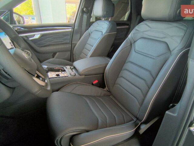 Фольксваген Туарег, объемом двигателя 2.97 л и пробегом 0 тыс. км за 86637 $, фото 11 на Automoto.ua