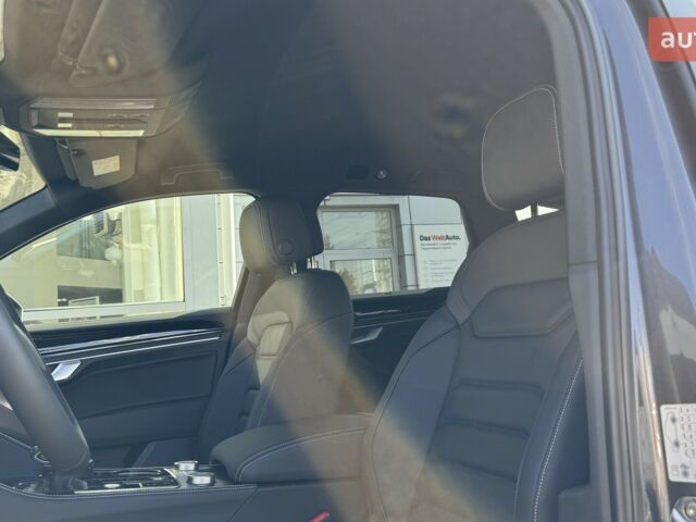 Фольксваген Туарег, объемом двигателя 2.97 л и пробегом 0 тыс. км за 67700 $, фото 12 на Automoto.ua