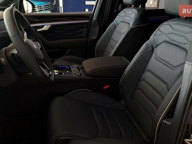 Фольксваген Туарег, об'ємом двигуна 2.97 л та пробігом 0 тис. км за 87235 $, фото 5 на Automoto.ua