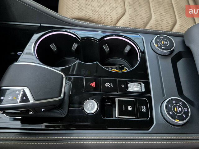 купить новое авто Фольксваген Туарег 2025 года от официального дилера Автодім Атлант на Вацлава Гавела Фольксваген фото