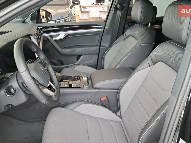 Фольксваген Туарег 2025 у Хмельницькому на Automoto.ua Фольксваген Туарег, об'ємом двигуна 2.97 л та пробігом 0 тис. км за 86190 $, фото 41 на Automoto.ua