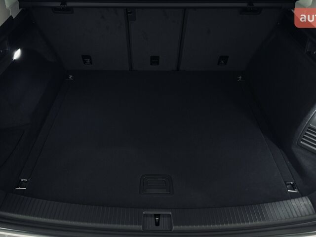 Фольксваген Туарег, объемом двигателя 2.97 л и пробегом 0 тыс. км за 69700 $, фото 1 на Automoto.ua