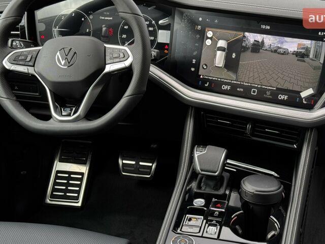 Фольксваген Туарег, объемом двигателя 2.97 л и пробегом 0 тыс. км за 87816 $, фото 17 на Automoto.ua