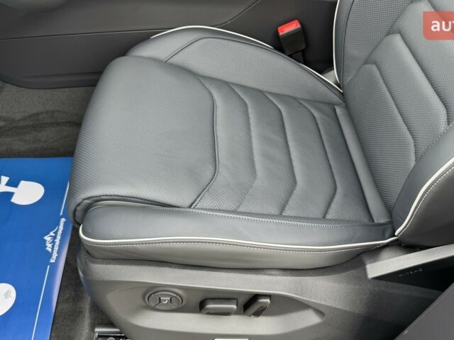 Фольксваген Туарег, объемом двигателя 2.97 л и пробегом 0 тыс. км за 88000 $, фото 13 на Automoto.ua