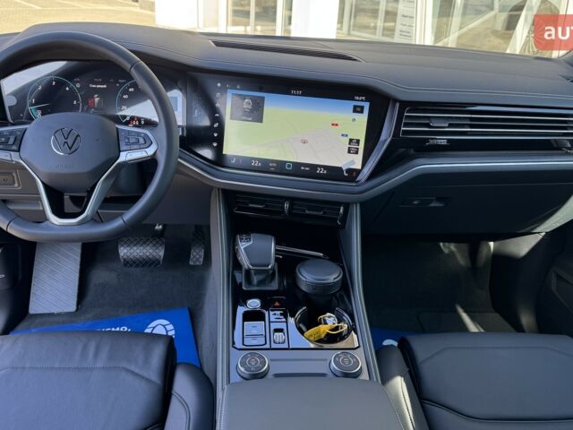 Фольксваген Туарег, объемом двигателя 2.99 л и пробегом 0 тыс. км за 65500 $, фото 23 на Automoto.ua