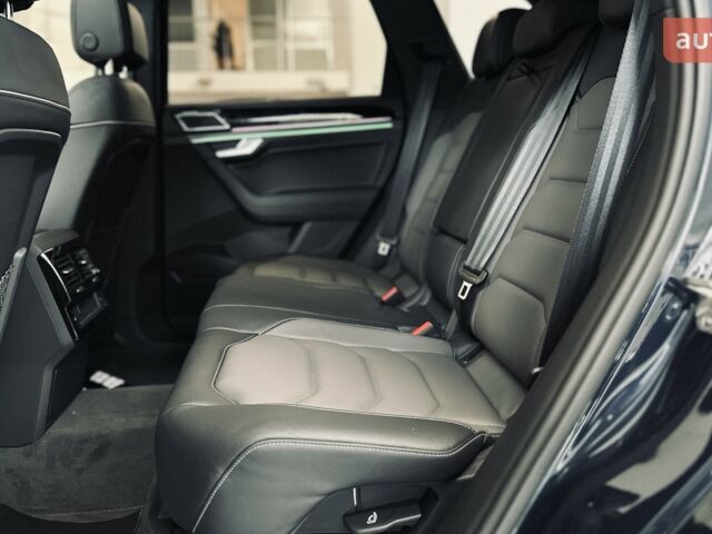 купить новое авто Фольксваген Туарег 2025 года от официального дилера Автодім Атлант на Вацлава Гавела Фольксваген фото