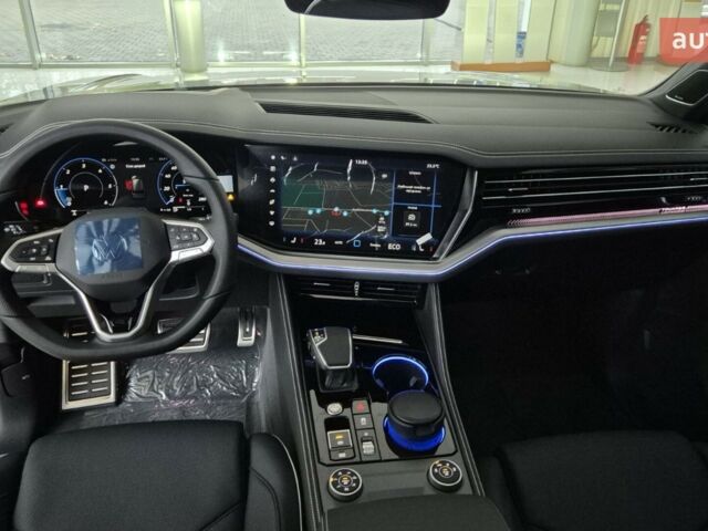 Фольксваген Туарег, об'ємом двигуна 2.97 л та пробігом 0 тис. км за 88917 $, фото 25 на Automoto.ua