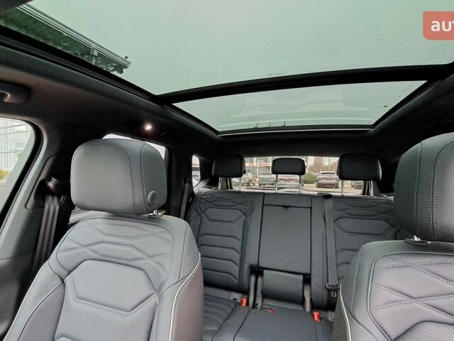 Фольксваген Туарег, объемом двигателя 2.97 л и пробегом 0 тыс. км за 88900 $, фото 7 на Automoto.ua