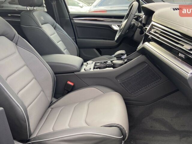 Фольксваген Туарег, об'ємом двигуна 2.97 л та пробігом 0 тис. км за 90632 $, фото 13 на Automoto.ua