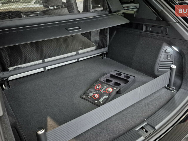 купить новое авто Фольксваген Туарег 2025 года от официального дилера Автодім Атлант на Вацлава Гавела Фольксваген фото