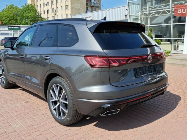 Фольксваген Туарег, об'ємом двигуна 2.97 л та пробігом 0 тис. км за 87235 $, фото 4 на Automoto.ua