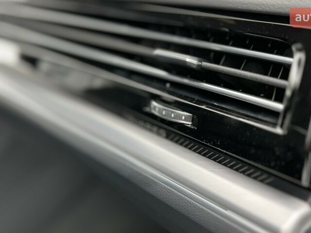 Фольксваген Туарег, об'ємом двигуна 2.97 л та пробігом 0 тис. км за 88917 $, фото 20 на Automoto.ua