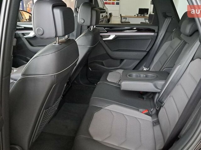 Фольксваген Туарег 2025 у Хмельницькому на Automoto.ua Фольксваген Туарег, об'ємом двигуна 2.97 л та пробігом 0 тис. км за 86190 $, фото 42 на Automoto.ua