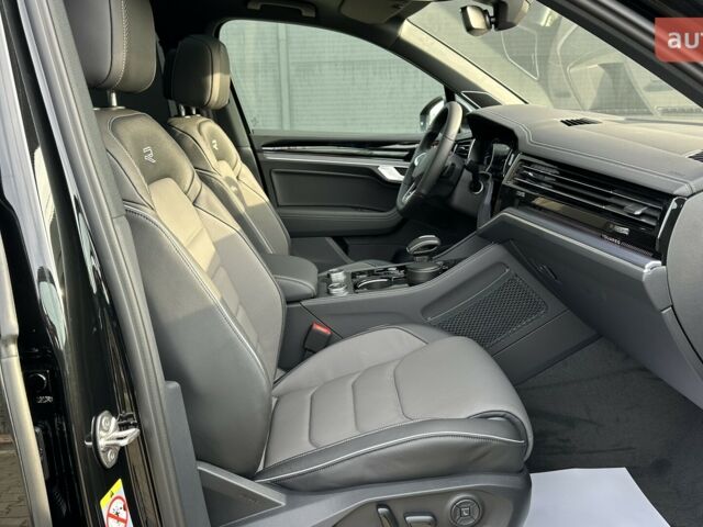 Фольксваген Туарег, об'ємом двигуна 2.97 л та пробігом 0 тис. км за 86189 $, фото 27 на Automoto.ua