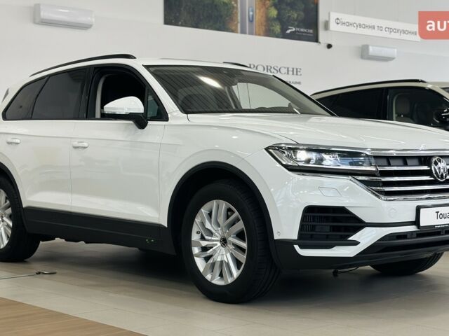 купить новое авто Фольксваген Туарег 2025 года от официального дилера Автодім Атлант на Вацлава Гавела Фольксваген фото