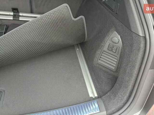 Фольксваген Туарег, объемом двигателя 2.97 л и пробегом 0 тыс. км за 88900 $, фото 22 на Automoto.ua