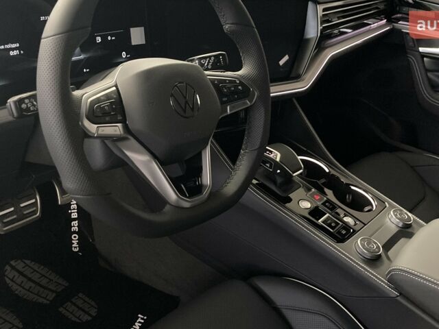 купити нове авто Фольксваген Туарег 2025 року від офіційного дилера Автодім Атлант на Вацлава Гавела Фольксваген фото