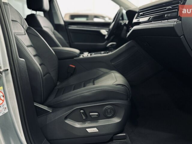 Фольксваген Туарег, объемом двигателя 2.97 л и пробегом 0 тыс. км за 69700 $, фото 27 на Automoto.ua