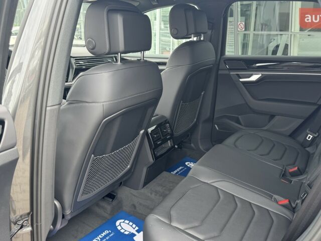 Фольксваген Туарег, объемом двигателя 2.97 л и пробегом 0 тыс. км за 66300 $, фото 11 на Automoto.ua