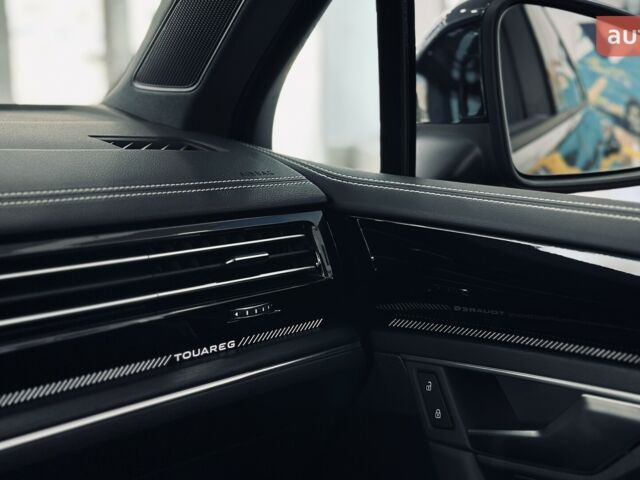 купить новое авто Фольксваген Туарег 2025 года от официального дилера Автодім Атлант на Вацлава Гавела Фольксваген фото