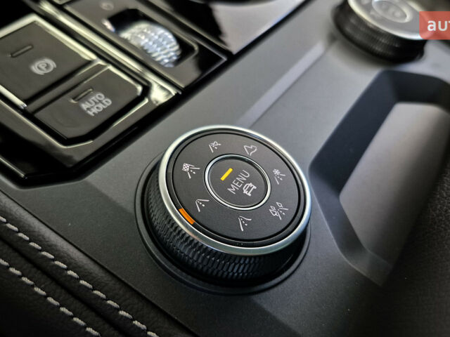 Фольксваген Туарег, об'ємом двигуна 2.97 л та пробігом 0 тис. км за 87000 $, фото 12 на Automoto.ua