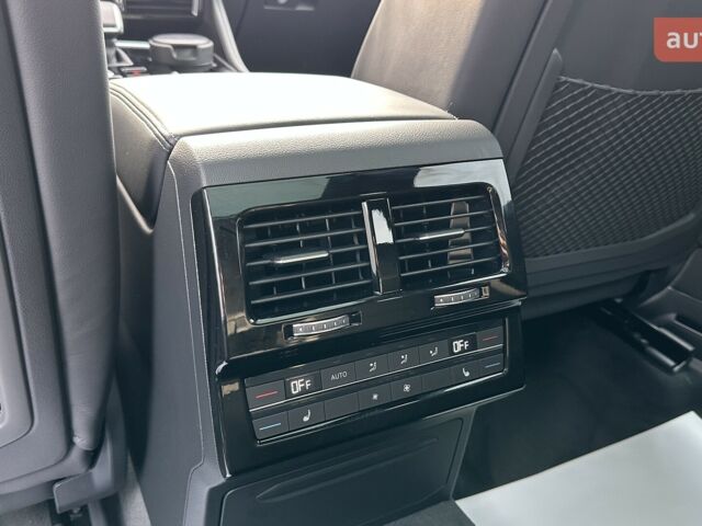 Фольксваген Туарег, об'ємом двигуна 2.97 л та пробігом 0 тис. км за 86189 $, фото 25 на Automoto.ua