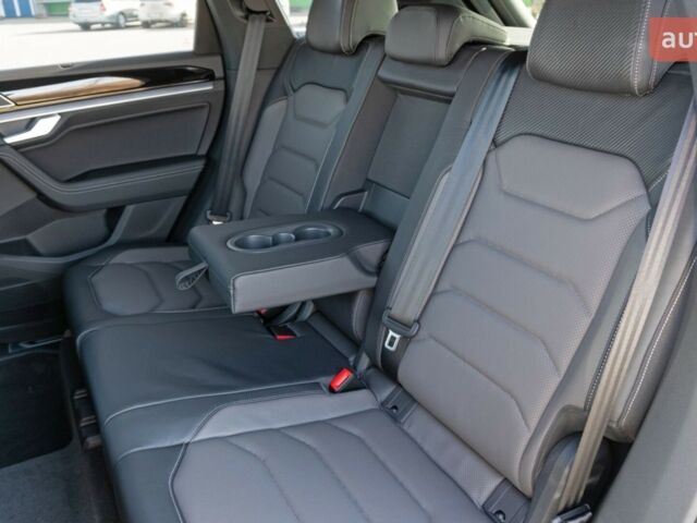 Фольксваген Туарег, об'ємом двигуна 2.97 л та пробігом 0 тис. км за 82500 $, фото 24 на Automoto.ua