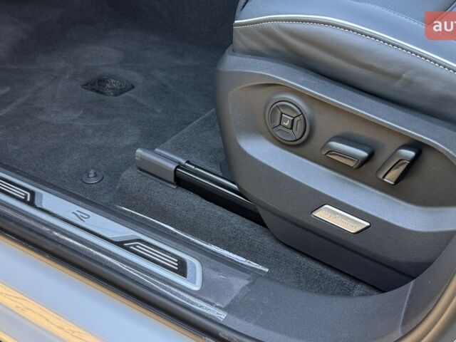 Фольксваген Туарег, об'ємом двигуна 2.97 л та пробігом 0 тис. км за 87860 $, фото 8 на Automoto.ua