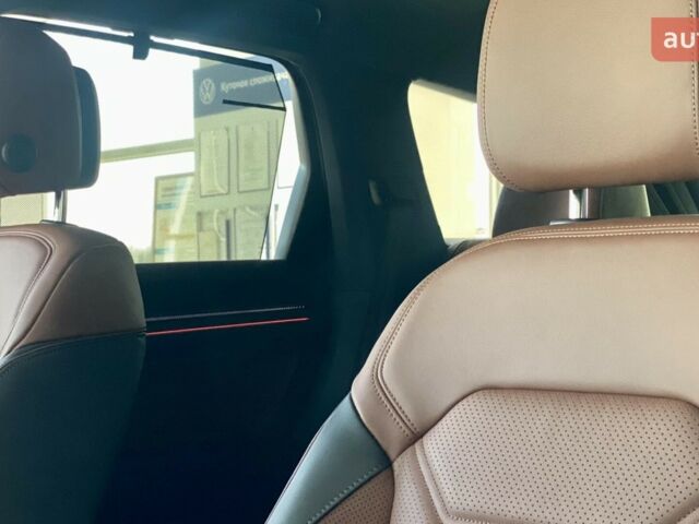 Фольксваген Туарег, объемом двигателя 2.97 л и пробегом 0 тыс. км за 87500 $, фото 16 на Automoto.ua