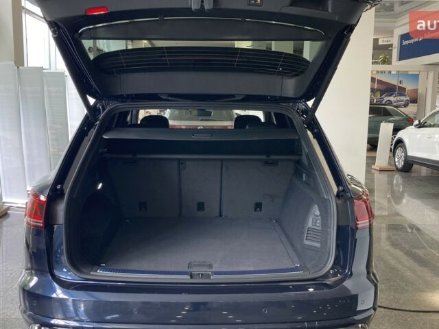 купити нове авто Фольксваген Туарег 2025 року від офіційного дилера Автодім Атлант на Вацлава Гавела Фольксваген фото