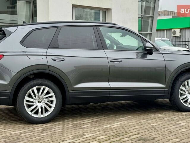 Фольксваген Туарег, объемом двигателя 2.97 л и пробегом 0 тыс. км за 68500 $, фото 7 на Automoto.ua