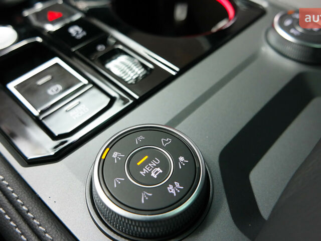 Фольксваген Туарег, об'ємом двигуна 2.97 л та пробігом 0 тис. км за 87662 $, фото 2 на Automoto.ua