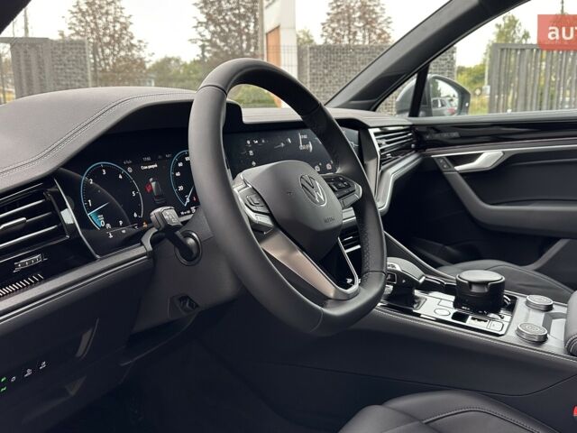 Фольксваген Туарег, объемом двигателя 2.97 л и пробегом 0 тыс. км за 69770 $, фото 16 на Automoto.ua