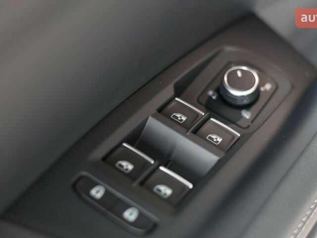 Фольксваген Туарег, об'ємом двигуна 2.97 л та пробігом 0 тис. км за 87400 $, фото 9 на Automoto.ua