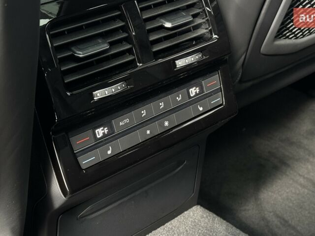 Фольксваген Туарег, объемом двигателя 2.97 л и пробегом 0 тыс. км за 85490 $, фото 17 на Automoto.ua