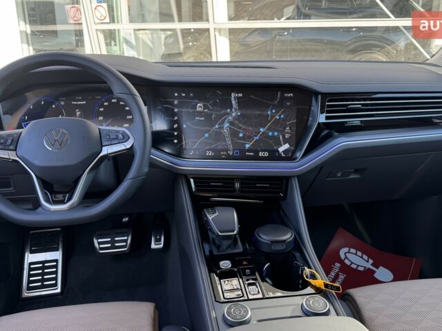 Фольксваген Туарег, объемом двигателя 2.97 л и пробегом 0 тыс. км за 83500 $, фото 1 на Automoto.ua