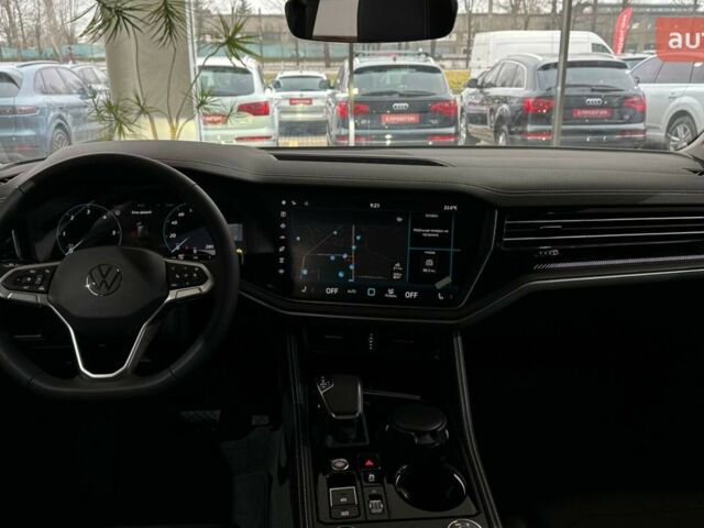 Фольксваген Туарег, объемом двигателя 2.97 л и пробегом 0 тыс. км за 69771 $, фото 16 на Automoto.ua