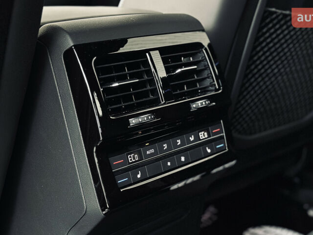 Фольксваген Туарег, объемом двигателя 2.99 л и пробегом 0 тыс. км за 87102 $, фото 31 на Automoto.ua