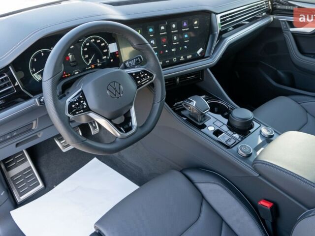 Фольксваген Туарег, об'ємом двигуна 2.97 л та пробігом 0 тис. км за 87560 $, фото 32 на Automoto.ua