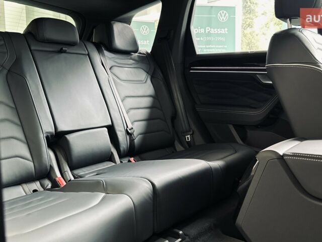 купить новое авто Фольксваген Туарег 2025 года от официального дилера Автодім Атлант на Вацлава Гавела Фольксваген фото