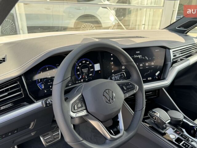 Фольксваген Туарег, об'ємом двигуна 2.97 л та пробігом 0 тис. км за 87860 $, фото 17 на Automoto.ua