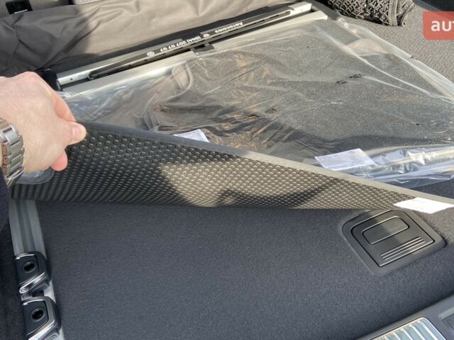 Фольксваген Туарег, об'ємом двигуна 2.97 л та пробігом 0 тис. км за 89670 $, фото 20 на Automoto.ua