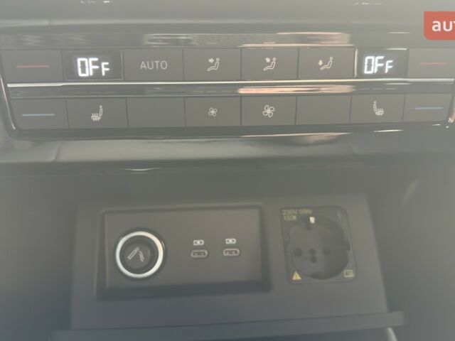 Фольксваген Туарег, объемом двигателя 2.97 л и пробегом 0 тыс. км за 88123 $, фото 14 на Automoto.ua