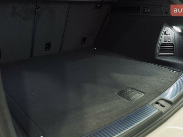 Фольксваген Туарег, об'ємом двигуна 2.99 л та пробігом 0 тис. км за 86750 $, фото 36 на Automoto.ua