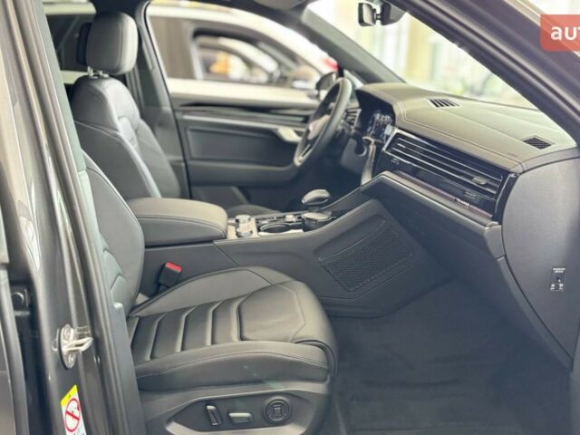 Фольксваген Туарег, объемом двигателя 2.97 л и пробегом 0 тыс. км за 69770 $, фото 15 на Automoto.ua