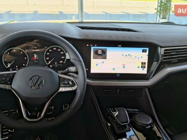 Фольксваген Туарег, об'ємом двигуна 2.97 л та пробігом 0 тис. км за 86779 $, фото 3 на Automoto.ua