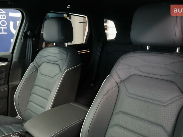 Фольксваген Туарег, объемом двигателя 2.97 л и пробегом 0 тыс. км за 86865 $, фото 10 на Automoto.ua