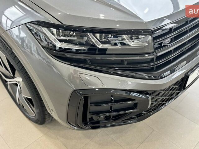 Фольксваген Туарег, объемом двигателя 2.97 л и пробегом 0 тыс. км за 88000 $, фото 29 на Automoto.ua